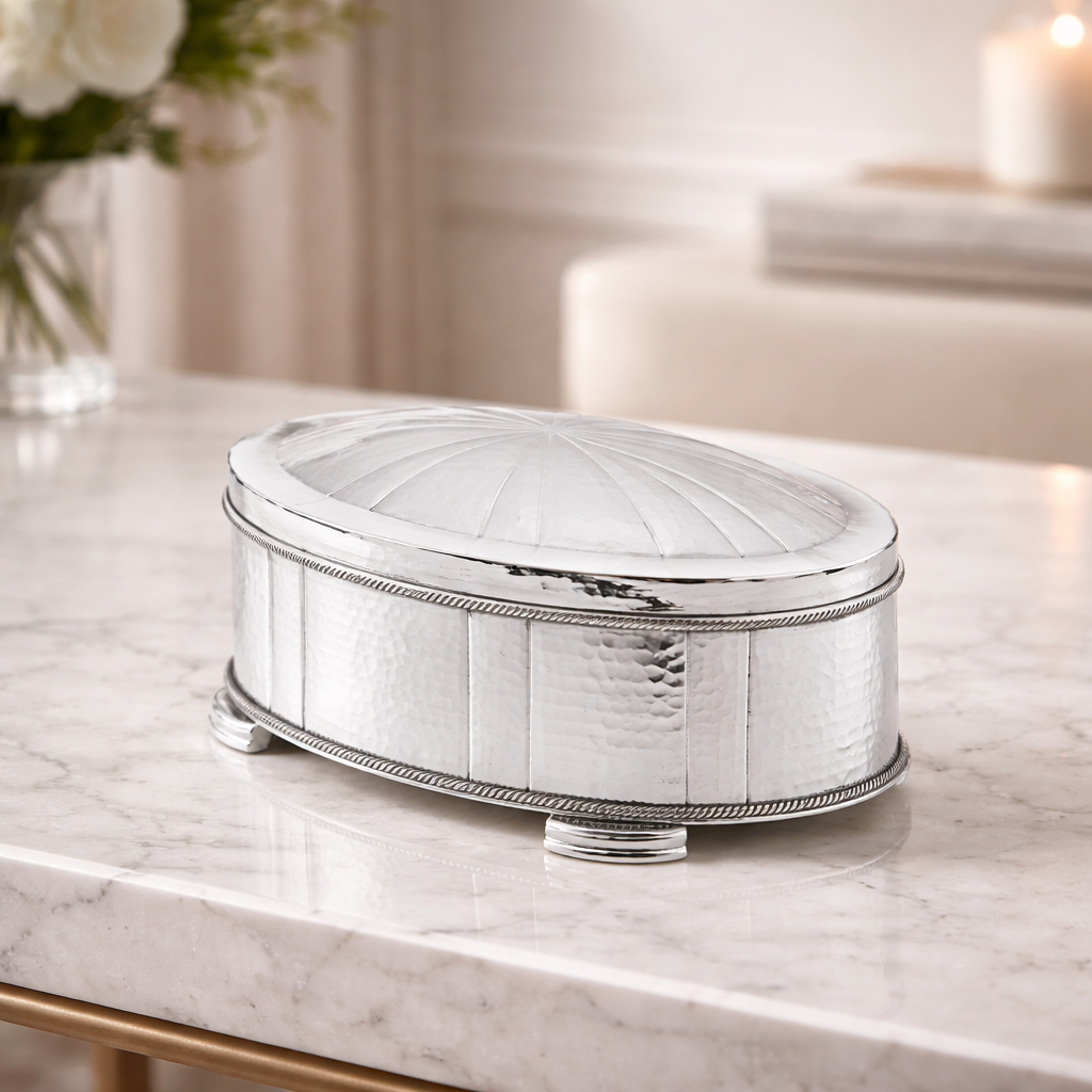 Elegant Oval Box Design